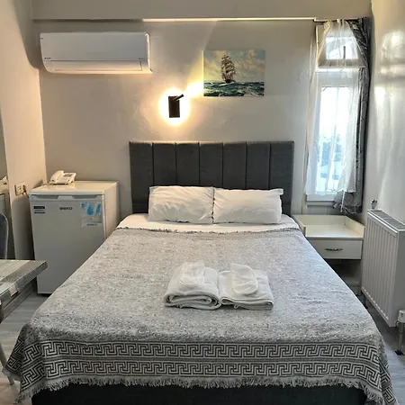 Bade Boutique Kadikoey Hotel 2*