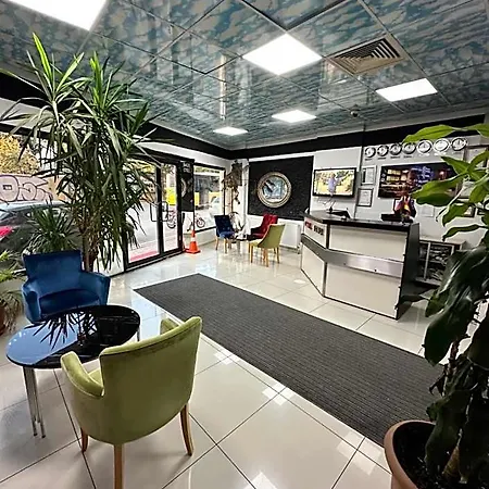 Bade Boutique Kadikoey מלון